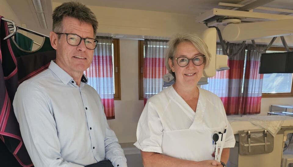 Forbundsleder Bent Ronny Mikalsen og Hanne Grude, enhetsleder radiologisk avdeling ved Sørlandssykehuset HF Arendal.